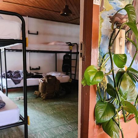 Casa Kayam Art Hostel Coliving Coworking Guatapé Exterior photo
