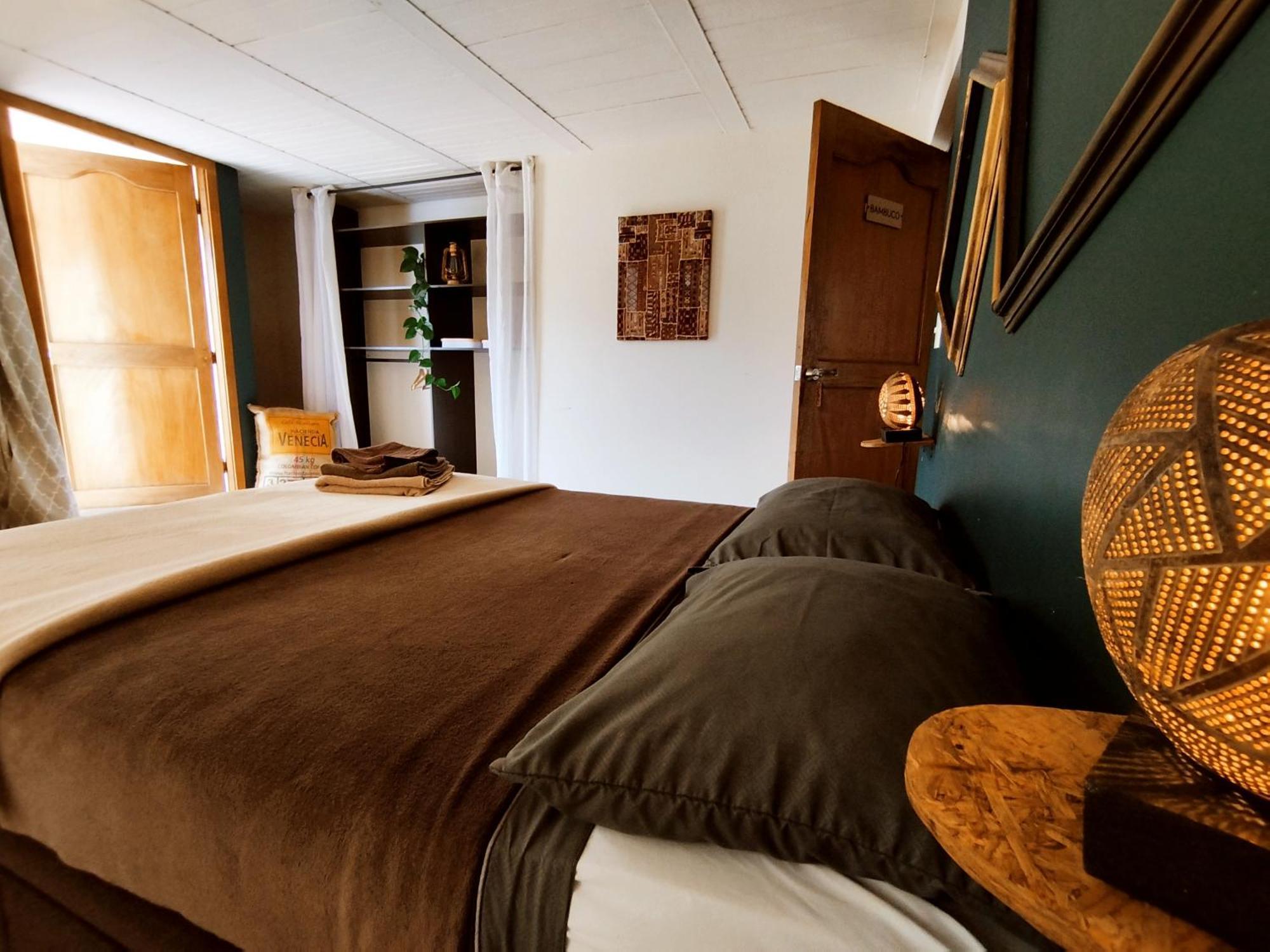 Casa Kayam Art Hostel Coliving Coworking Guatapé Room photo