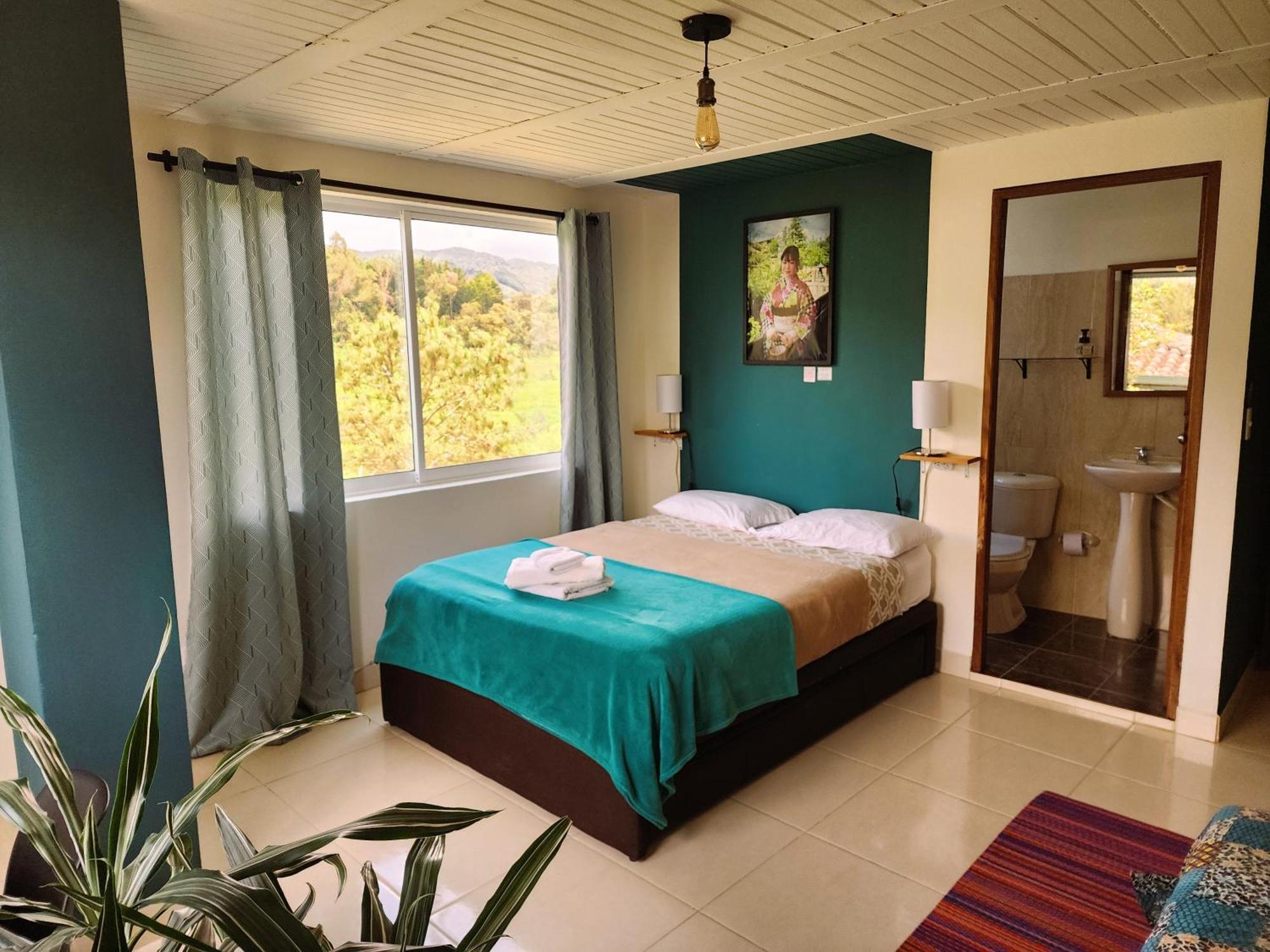 Casa Kayam Art Hostel Coliving Coworking Guatapé Room photo